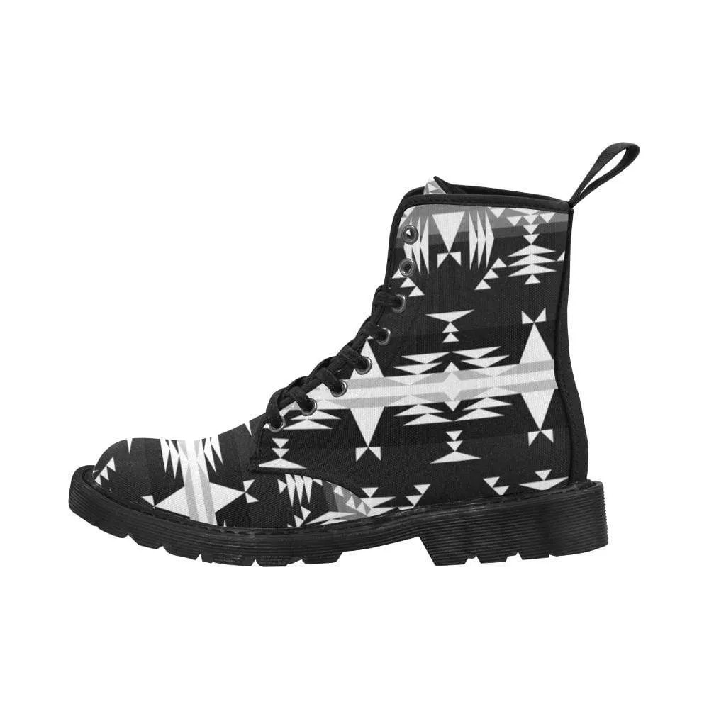 Between the Mountains Black and White Boots for Men (Black)